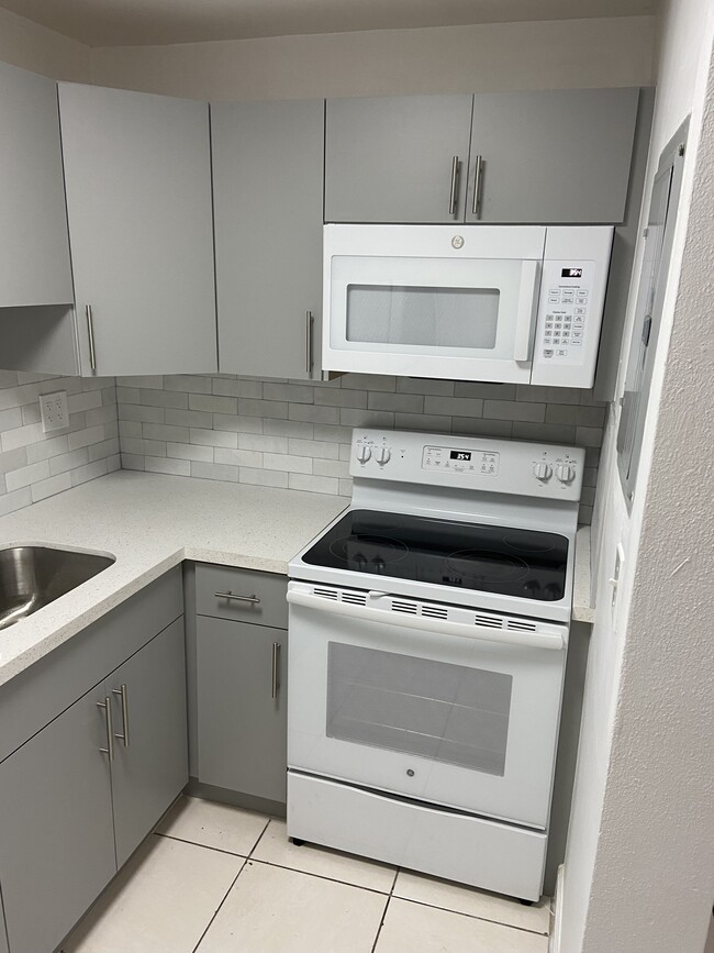 11195 SW 1st St, Unit 215