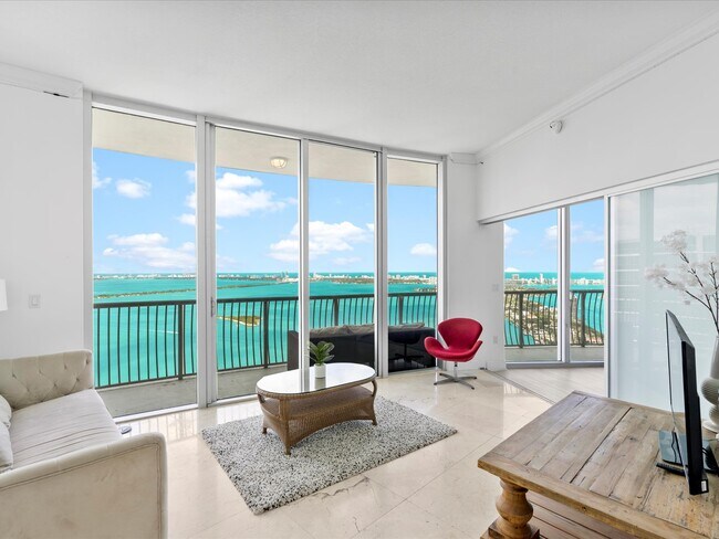 property at 1750 N Bayshore Dr