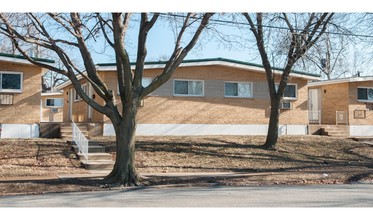 Harmony Apartments in St. Louis, MO - Building Photo - Building Photo