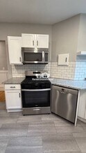 803 Huron Blvd SE in Minneapolis, MN - Building Photo - Building Photo