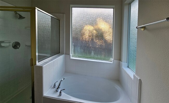 property at 2202 Cherry Hill Ct