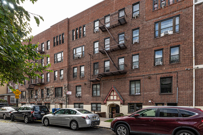 440 E 22nd St in Brooklyn, NY - Foto de edificio - Building Photo