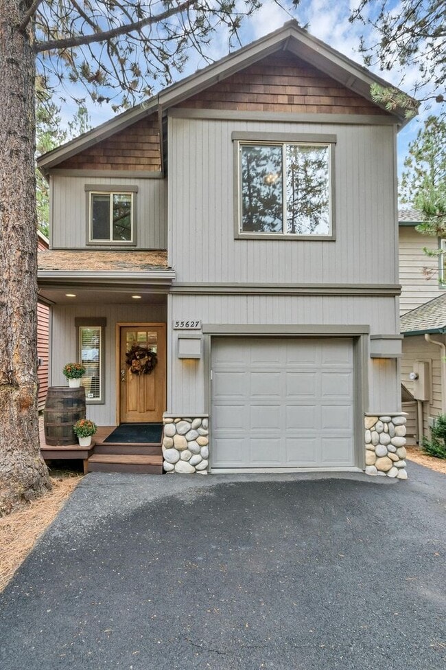 55627 Wagon Master Way in Bend, OR - Building Photo - Building Photo