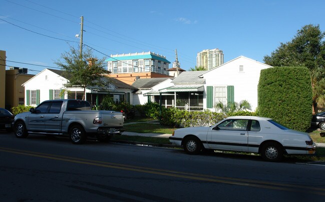223 SE 10th Ter in Fort Lauderdale, FL - Foto de edificio - Building Photo