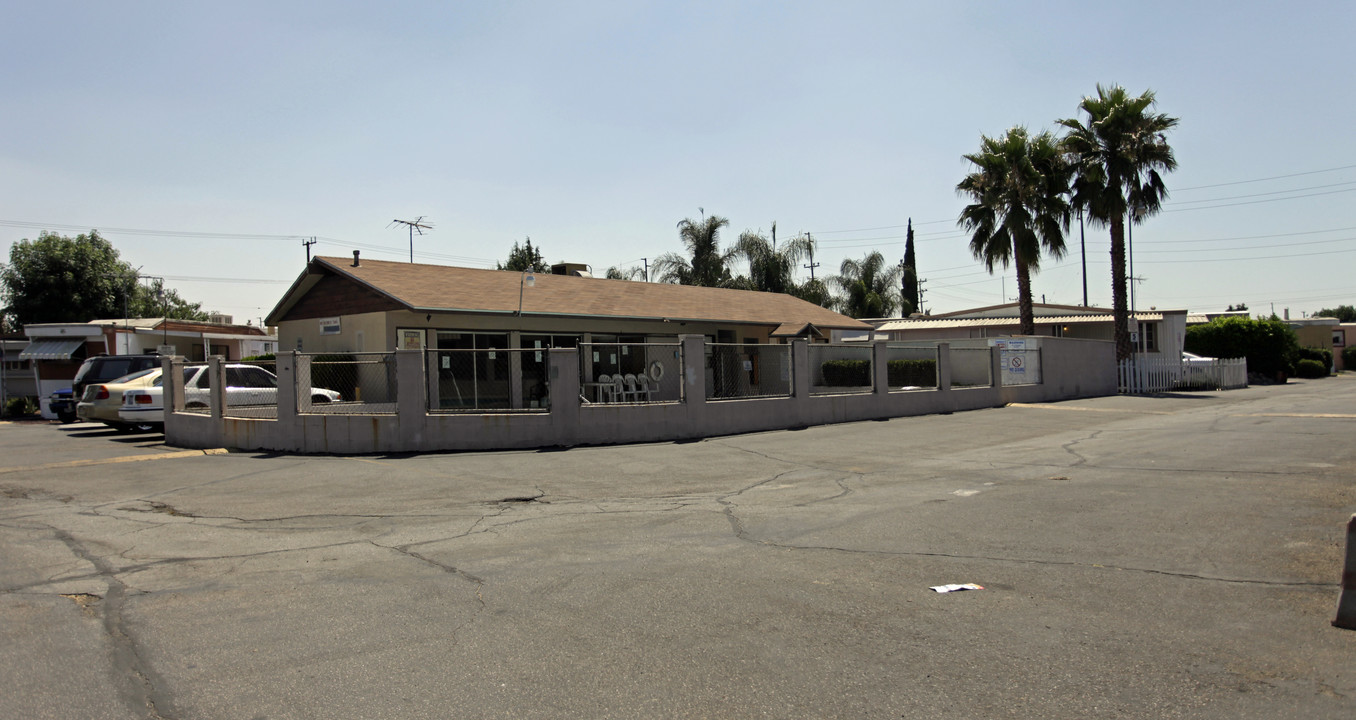 Arrow Lane Mobile Home Park in San Bernardino, CA - Building Photo