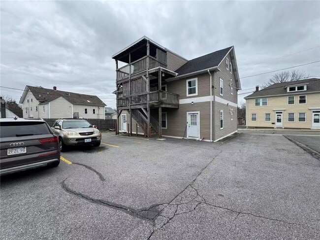 5 Penta St in West Warwick, RI - Building Photo - Building Photo