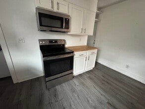 275 S Orr St in Stephenville, TX - Building Photo - Building Photo