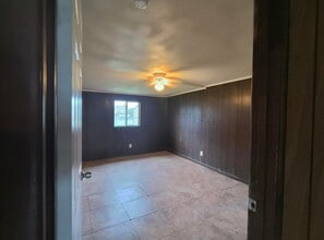 2402 Greenwood St in San Angelo, TX - Building Photo - Building Photo