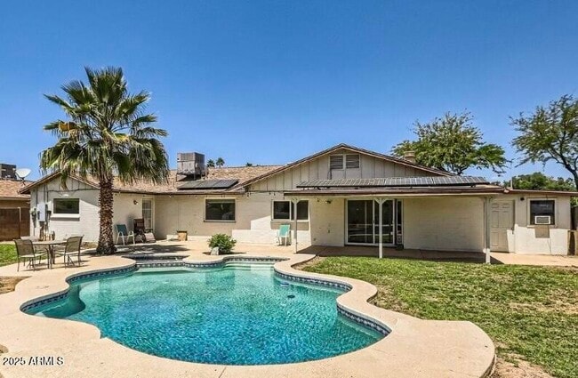 1947 E Watson Dr in Tempe, AZ - Building Photo - Building Photo