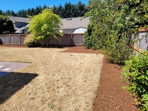 5434 Komachin Loop SE in Lacey, WA - Building Photo - Building Photo