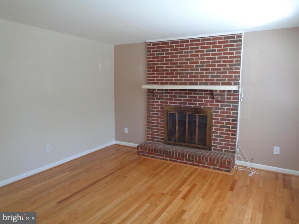 1620 Trebor Ct in Timonium, MD - Building Photo