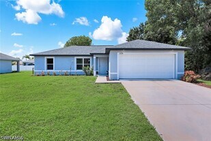 626 NW 2nd Ln in Cape Coral, FL - Building Photo