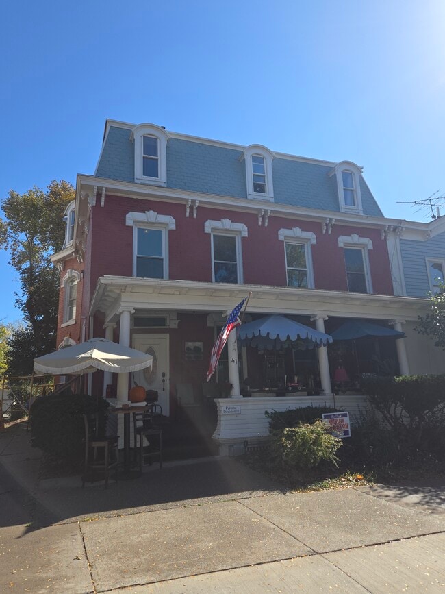 41 Main St, Unit #2 - Second Floor in Geneseo, NY - Building Photo - Building Photo