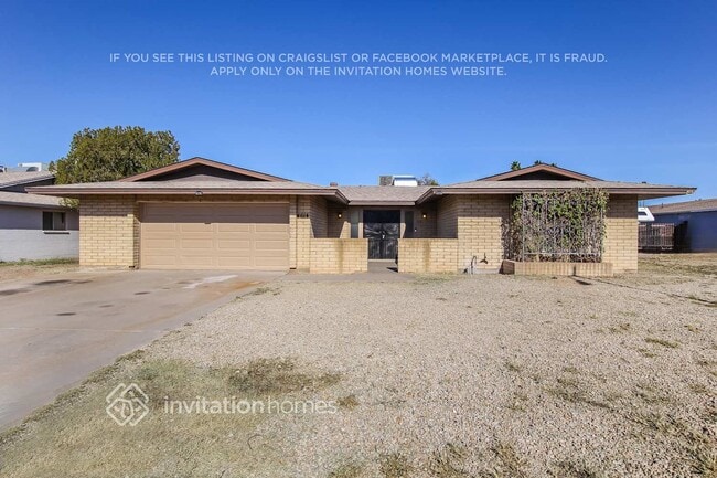 property at 4614 W Sunnyside Ave