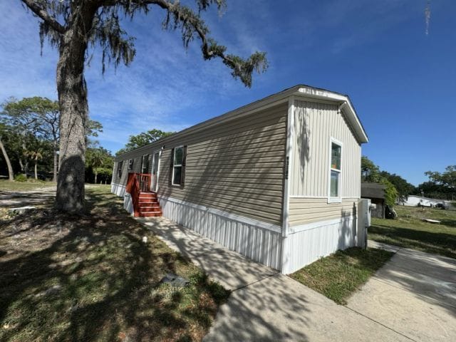 property at 9318 In Ct