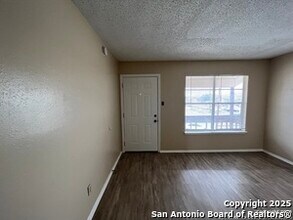 300 Moursund Blvd in San Antonio, TX - Building Photo - Building Photo