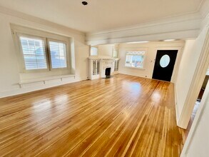 7725 Norton Ave in West Hollywood, CA - Building Photo - Building Photo