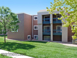 Westbury Apartments in Westminster, CO - Foto de edificio - Building Photo