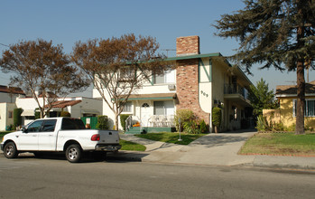 909 E Maple St in Glendale, CA - Building Photo - Building Photo