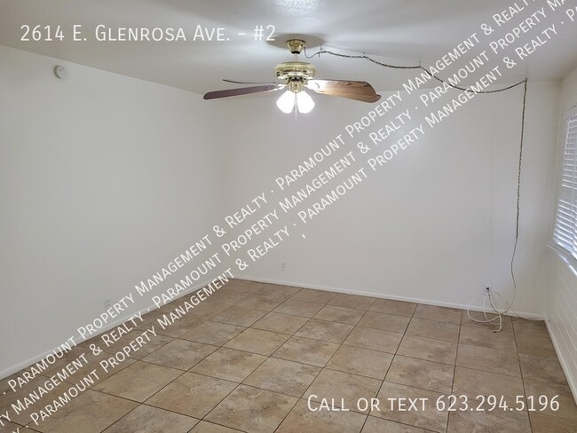 2614 E Glenrosa Ave-Unit -#2 in Phoenix, AZ - Foto de edificio - Building Photo