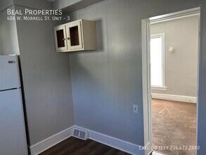 406 W Morrell St, Unit 3 in Jackson, MI - Building Photo - Building Photo