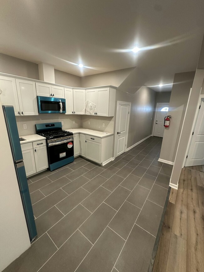 property at 863 S 17th St