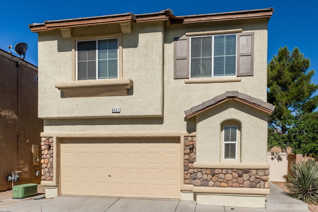 8437 Spencer Canyon St
