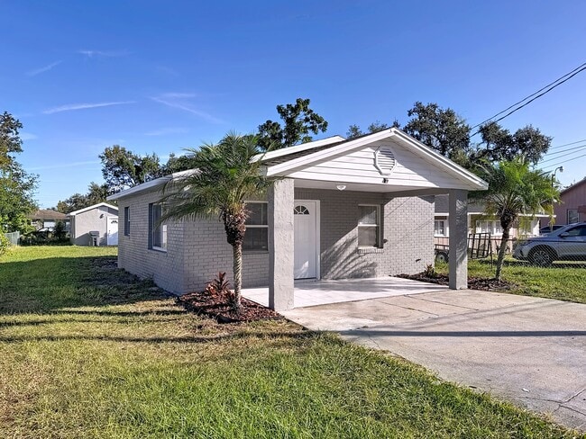 2408 E Magnolia St in Lakeland, FL - Building Photo - Building Photo