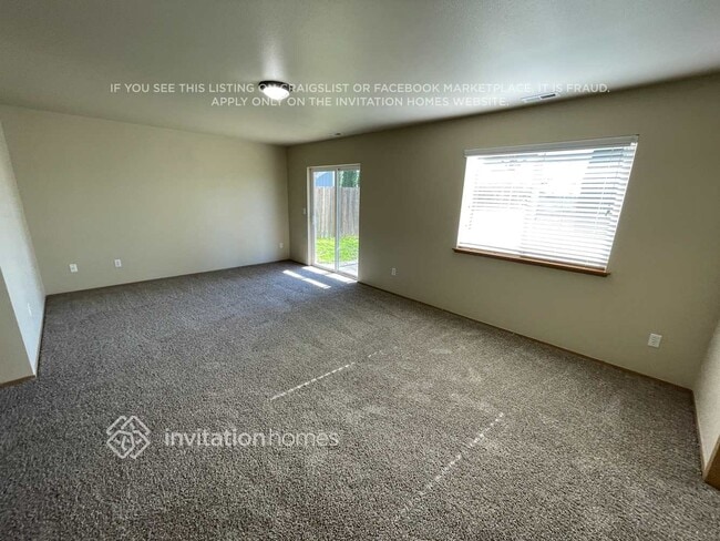 6708 179th St Ct E, Unit A205 in Puyallup, WA - Foto de edificio - Building Photo