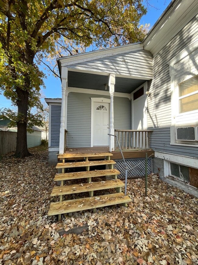 909 Merchant St in Emporia, KS - Building Photo - Building Photo