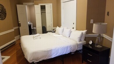 15 Bay State Rd in Boston, MA - Building Photo - Building Photo