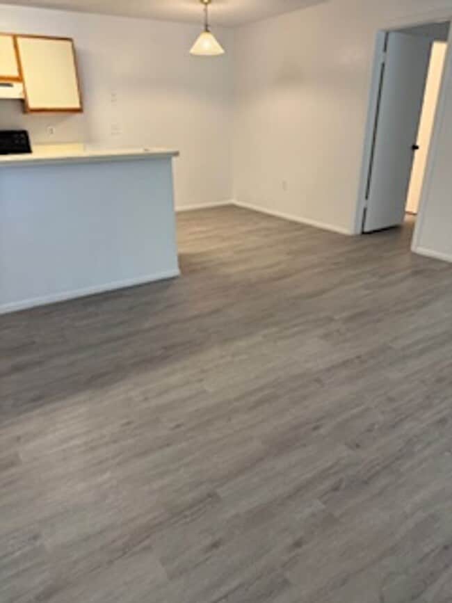 property at 974 Leeward Pl