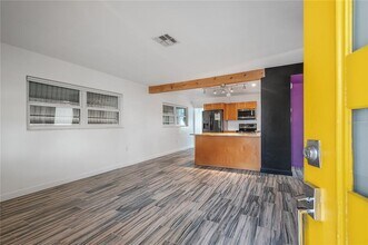 3811 44th Ave N in St. Petersburg, FL - Building Photo - Building Photo
