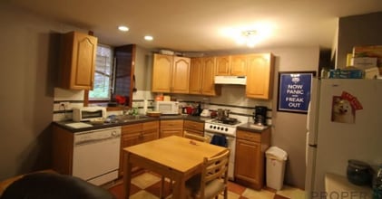 35 Long Ave, Unit B1 in Boston, MA - Foto de edificio - Building Photo