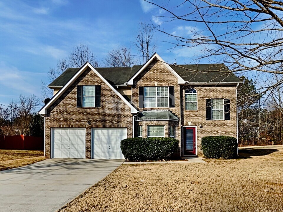 921 Reda Ct in Mcdonough, GA - Building Photo