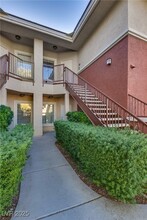 1008 Domnus Ln in Las Vegas, NV - Building Photo - Building Photo