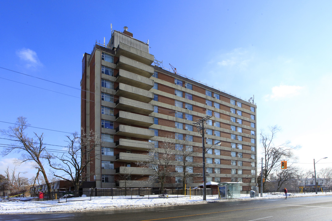 Centennial Apartments in Toronto, ON - Building Photo