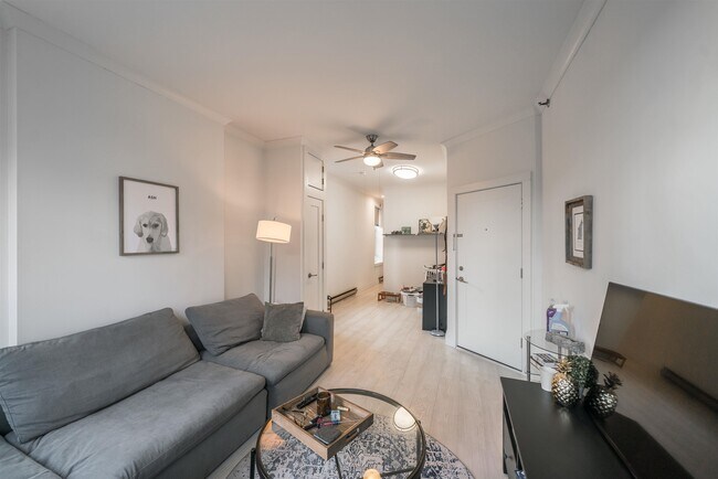 514 Observer Hwy in Hoboken, NJ - Building Photo - Building Photo