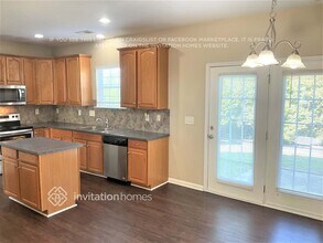 12224 Palomar Dr in Huntersville, NC - Foto de edificio - Building Photo