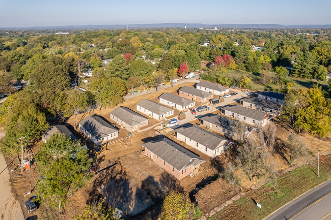 Lick 2 in Fort Smith, AR - Building Photo - Building Photo