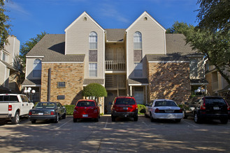 The Parkway Quarter in Dallas, TX - Building Photo - Building Photo