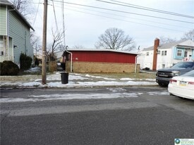 866 N Van Buren St in Allentown, PA - Building Photo