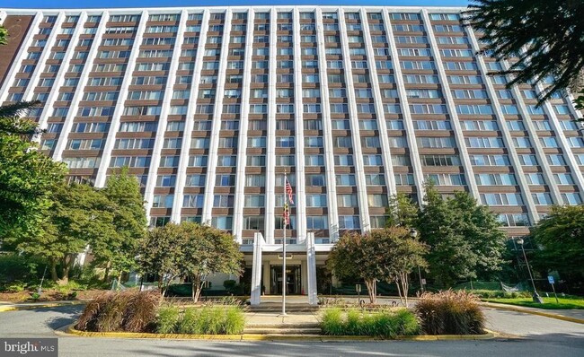 property at 11801 ROCKVILLE PIK Pike