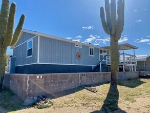 3740 W Jenny Lin Rd in New River, AZ - Building Photo - Building Photo