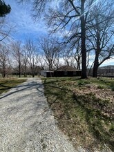 2645 S River Rd in West Lafayette, IN - Foto de edificio - Building Photo