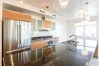 631 Market St in Kirkland, WA - Building Photo - Building Photo