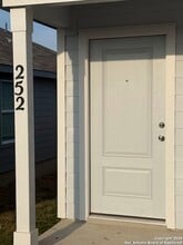 252 Ottawa Wy in New Braunfels, TX - Building Photo - Building Photo