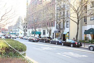 Park Avenue in New York, NY - Building Photo - Building Photo