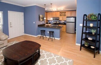 2648 Mcknight Crossing Ct in St. Louis, MO - Building Photo - Building Photo
