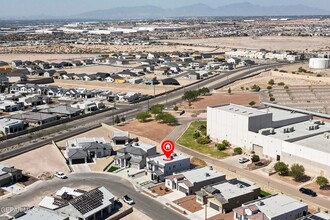 13047 Cleethorpes St in El Paso, TX - Foto de edificio - Building Photo